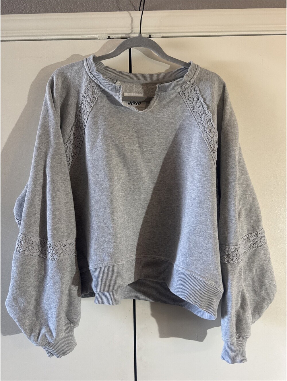 Aerie Women’s Hey Crochet Sweatshirt Small Gray Lace Trim Notch Neck Pullover